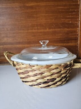 Pyrex Vintage Casserole Dish with Glass Lid With Basket